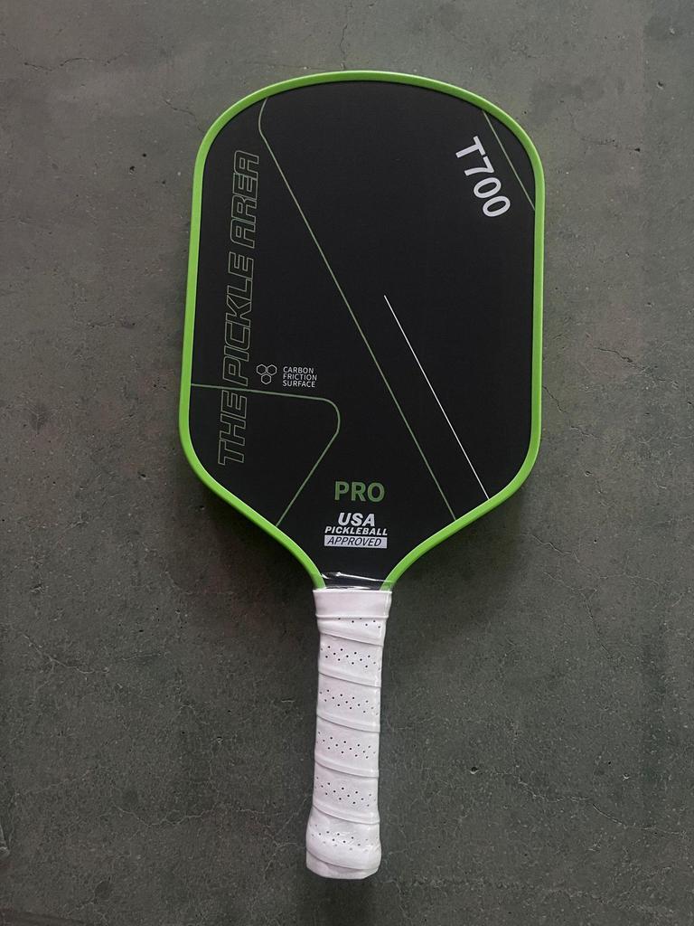 Падл для пиклбола из углеродного волокна T700 с матовым покрытием тканевой текстуры, толщина 16 мм, качество для профессиональных соревнований.