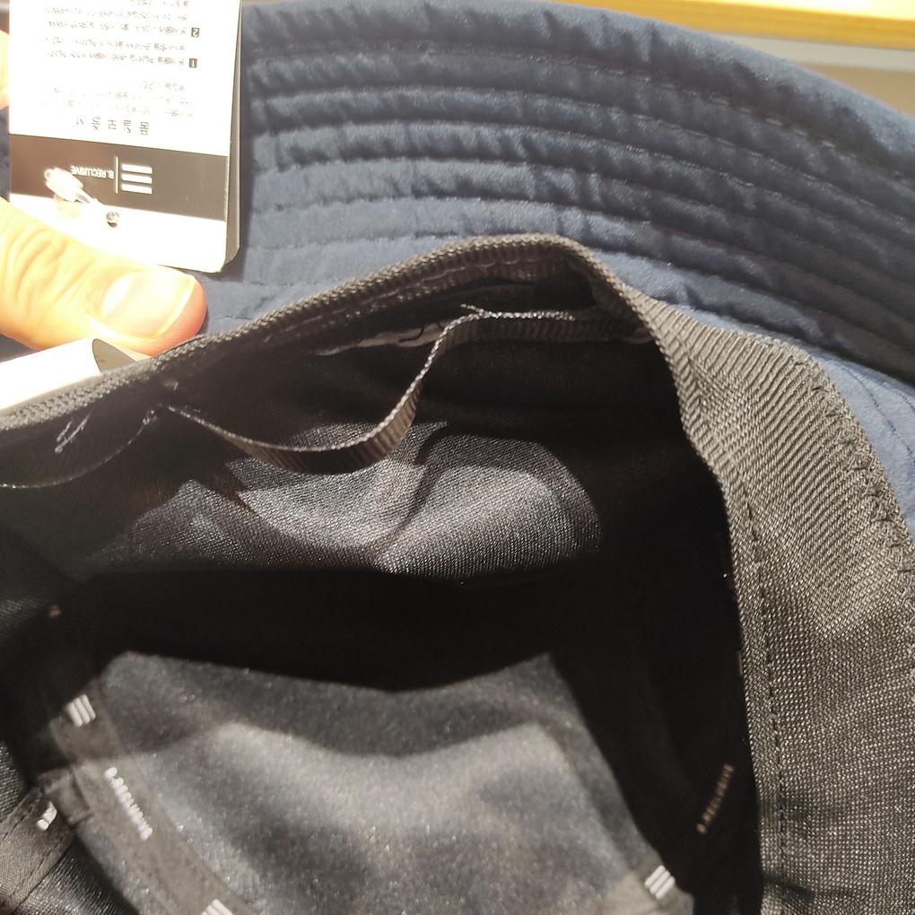 Капитан (подлинный) Черное уединенное выстиранное ведро-чехол BKD2UGC005