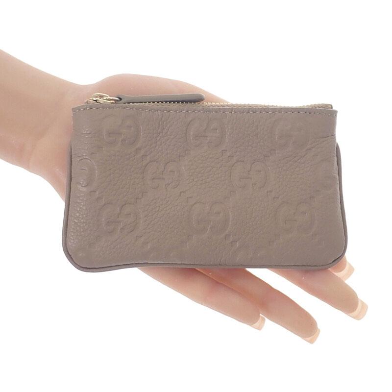 Gucci 815891 AAEEM 1523 Чехол бежевый Женский