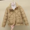 Зимняя пуховая одежда женская повседневная универсальная стойка воротник новая маленькая стеганая куртка тонкая короткая стеганая куртка