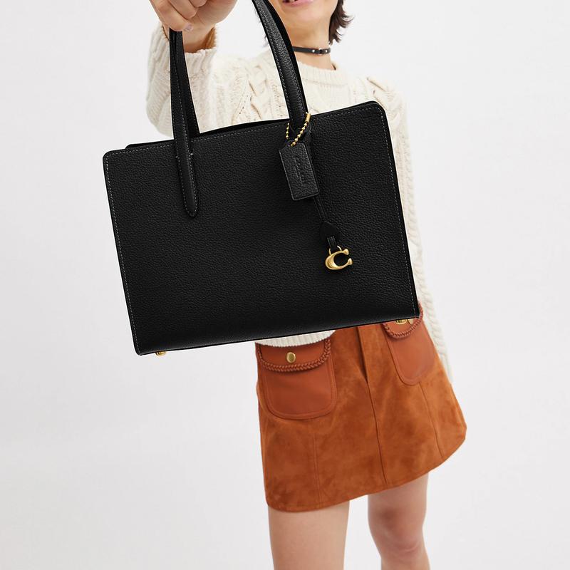 Coach Картер 28 Однотонная Логотип Именная табличка Логотип Подвеска Сумка-тоут из фактурной кожи Сумка-тоут Сумка для покупок Сумка на плечо Большая Женская Черная