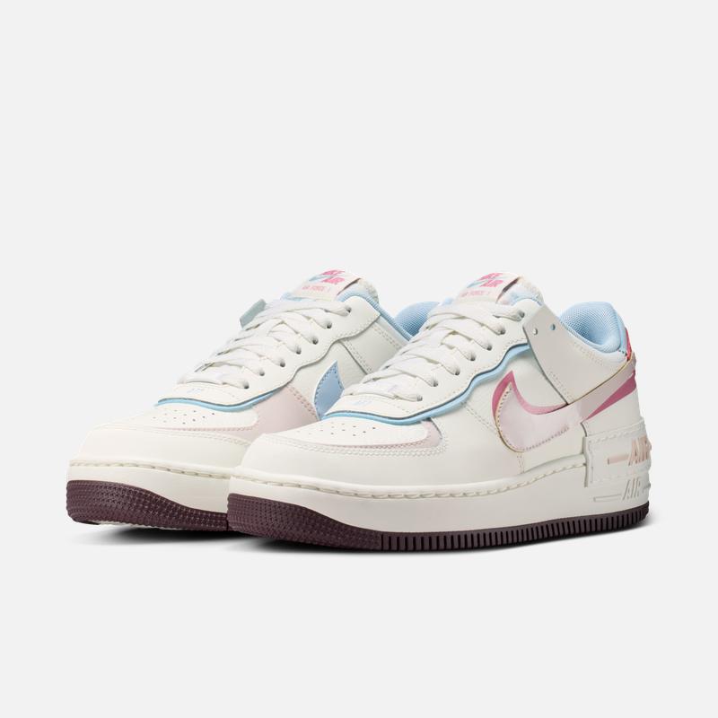 Nike Кроссовки Air Force One для женщин, стиль ко Дню святого Валентина, новый дизайн: NIKE AIR FORCE 1 SHADOW IQ9803