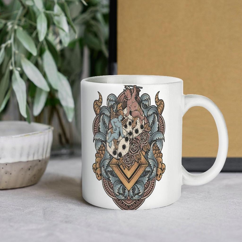 Белая керамическая кружка 11 унций с гладкой поверхностью и принтом по бокам, термостойкая для ежедневного чая, какао и кофе-брейка