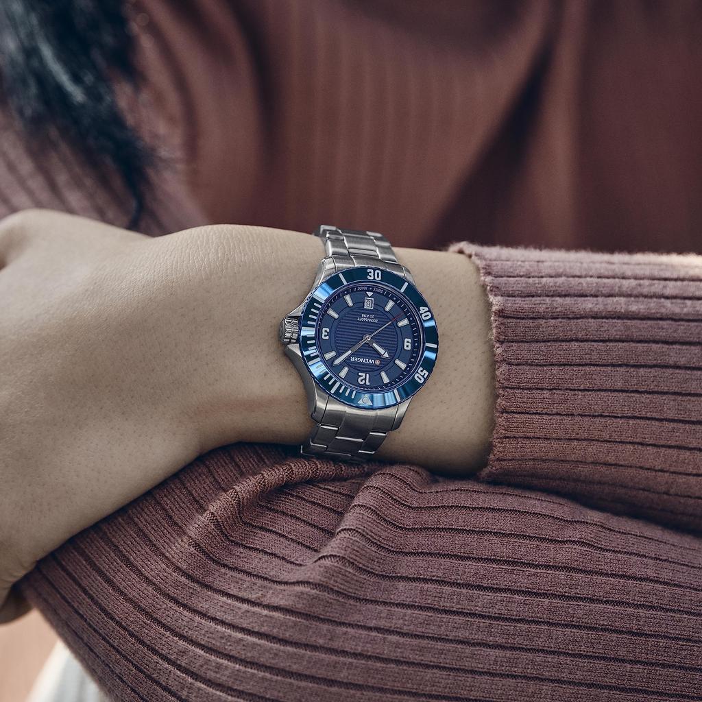 Часы WENGER SEAFORCE SMALL Подарочные Кварцевые 01.0621.111 []