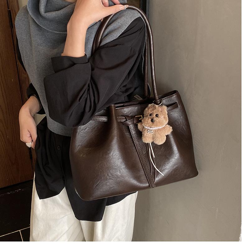 Женская сумка-тоут для поездок на работу, новая модная высококлассная ретро-сумка через плечо 2025, осенне-зимняя модная сумка для покупок