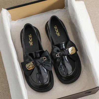 Британский стиль платформа маленькие кожаные туфли 2025 осень и зима новые черные одинарные туфли универсальная обувь большой размер женская обувь 41-43