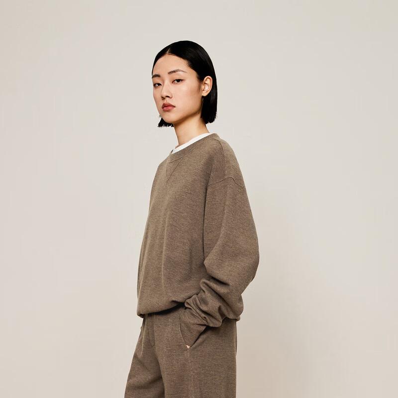 LESS Зимний свободный пуловер с круглым вырезом