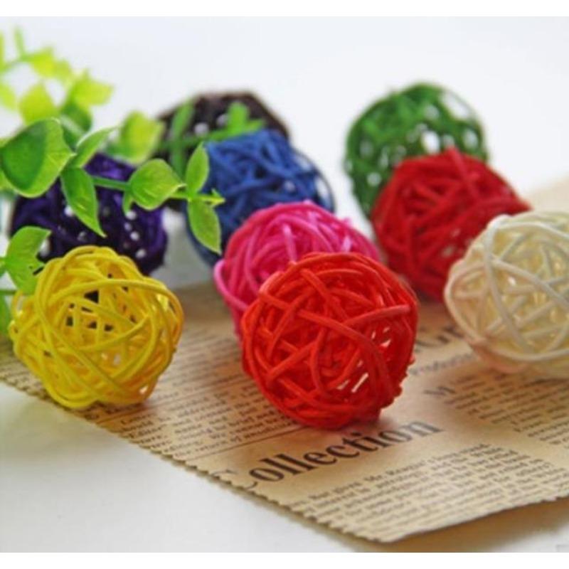 10 шт. Игрушки для птиц Игрушка-шар из ротанга для попугаев Игрушки для жевания питомцев для птиц, волнистых попугайчиков, хомяков, кроликов, шар для украшения DIY, случайный цвет