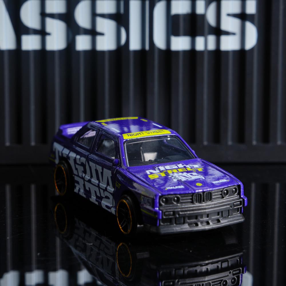 Diecast Racing Car Toy - 1:64 Scale Sports Vehicle Pull Back Toy Car For Kids Collectible Model Car Ideal Gift For Boys