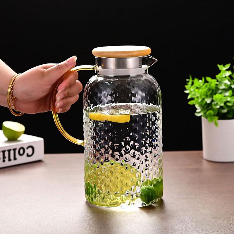 Jingxun Japanese Hammered Glass Pitcher with Stainless Infuser