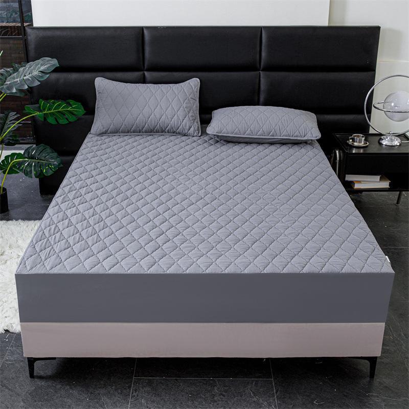 Комплект из всесезонного водонепроницаемого матраса и наволочек - непромокаемый, стеганый, для использования матерями