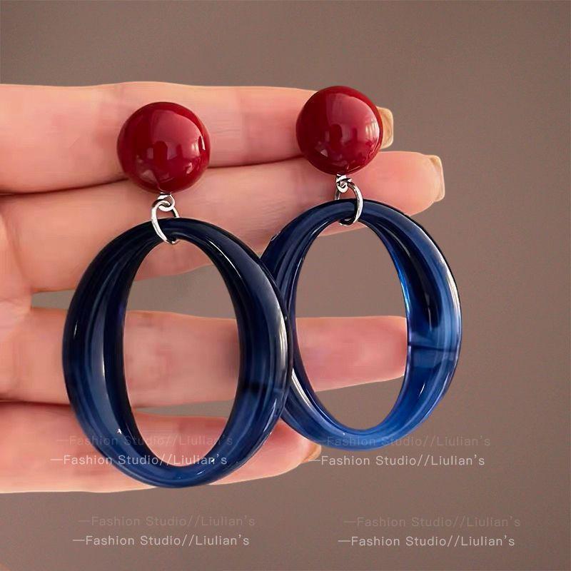Серьги-клипсы в стиле 80-х в гонконгском стиле красного и синего цвета для непроколотых ушей – Высококлассные французские роскошные серьги-кольца