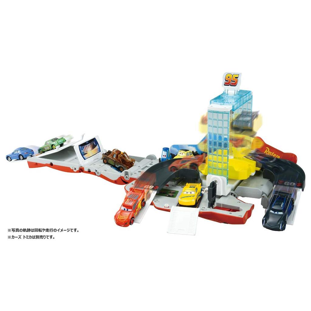 Disney Cars Tomica Transforms Into Tornado McQueen Shooter!