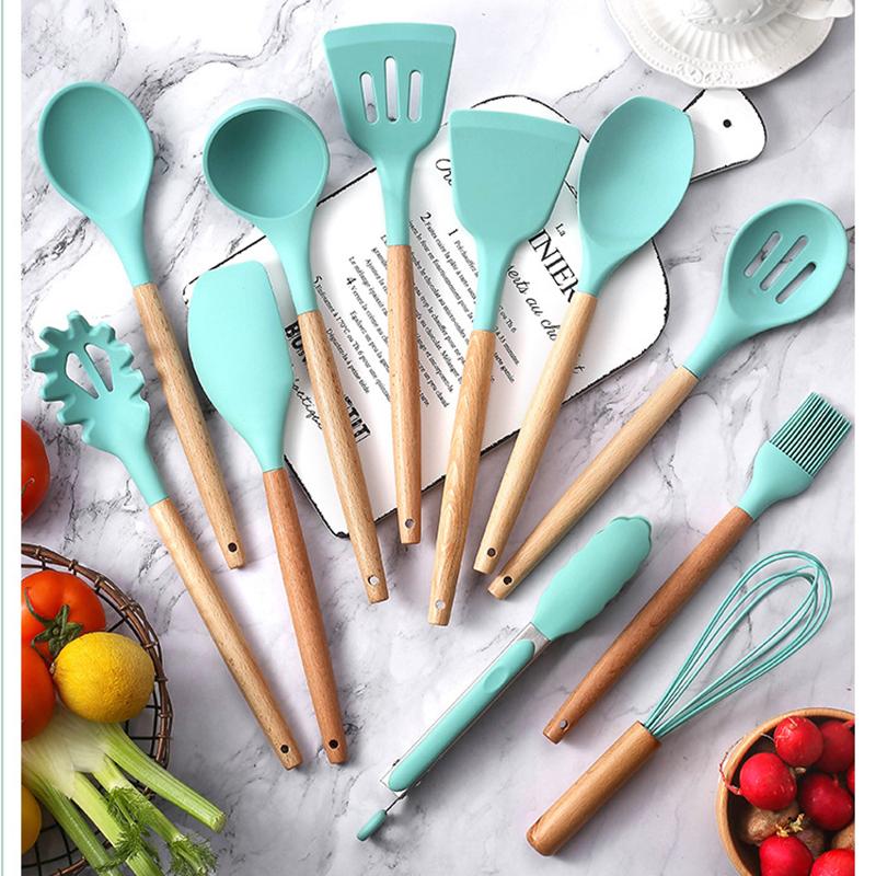 Зеленый силиконовый набор кухонных принадлежностей, антипригарная посуда, лопатка, венчики для яиц, деревянная ручка, набор кухонных инструментов