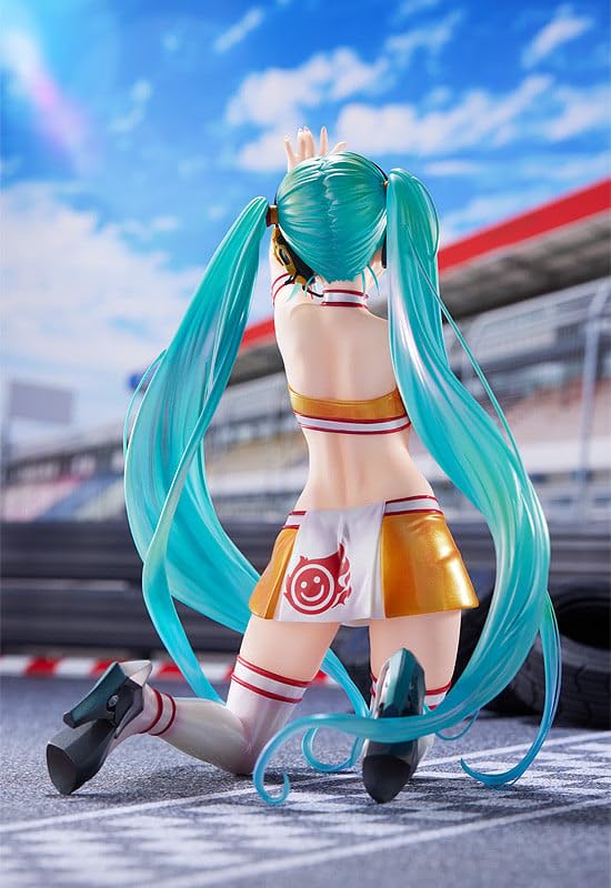 Hatsune Miku GT Project Racing Miku Art by Kentaro Yabuki масштабная пластиковая окрашенная готовая фигурка M04338 2010Ver. 1/7