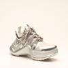 Серебряные женские кроссовки