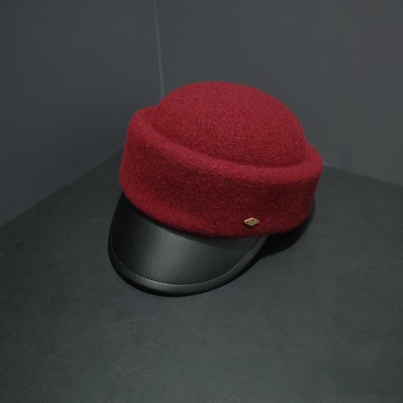 Autumn and winter new wool woolen cap women's versatile warm newsboy hat fashion show face small equestrian hat