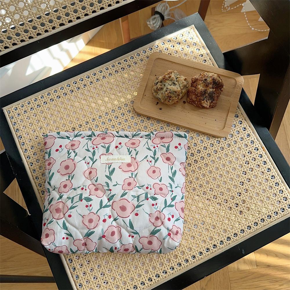 Cute Pink Women's Cosmetic Bag Make Up Case Quilted Cotton Travel Storage Bags Portable Wash Bag Clutch Purse Handbags Mommy Bag