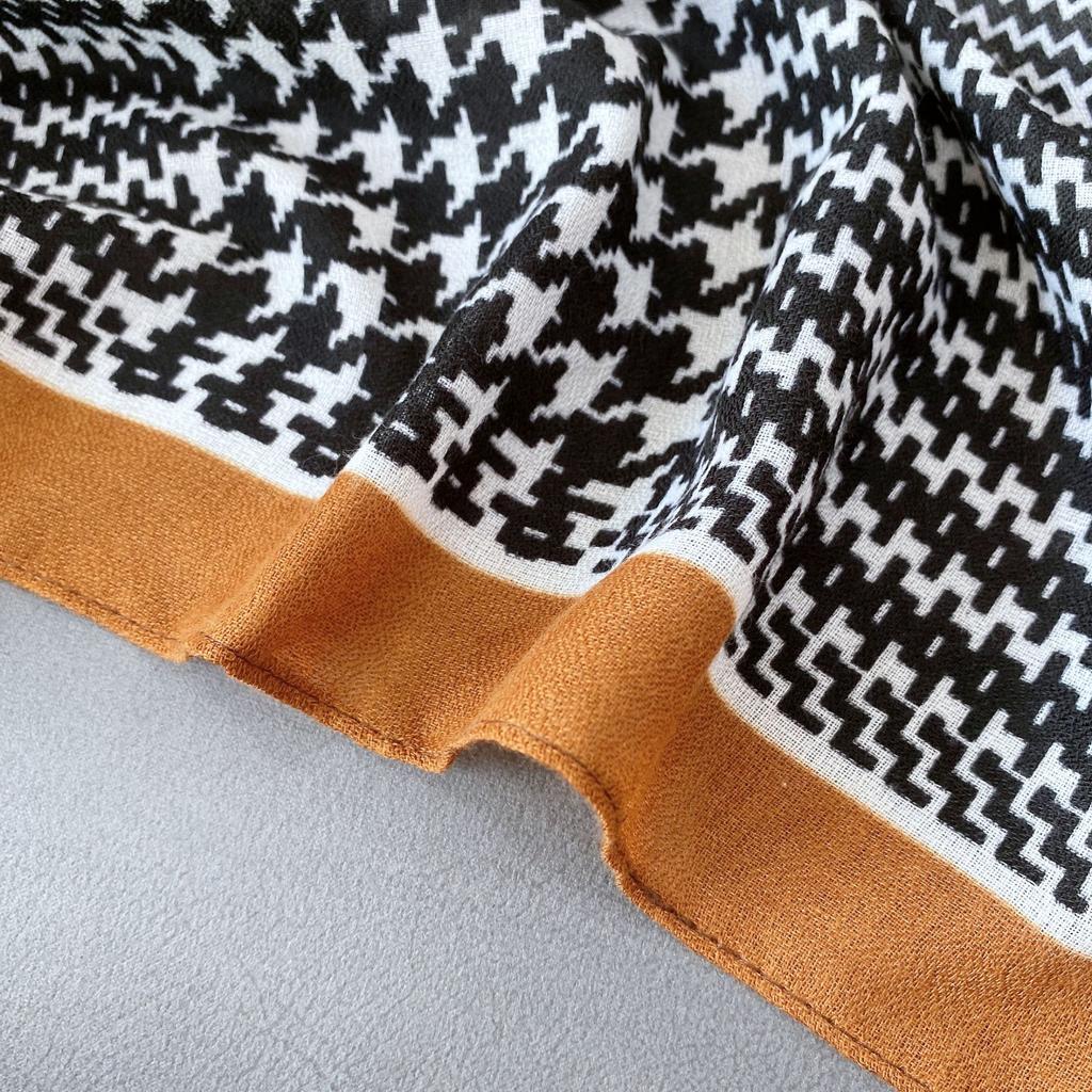 Retro Thousand Birds Grid Long Cotton and Linen Women's Summer Sun Protection Beach Towel Vacation Yarn Outside Air-conditioned Room Warm Scarf