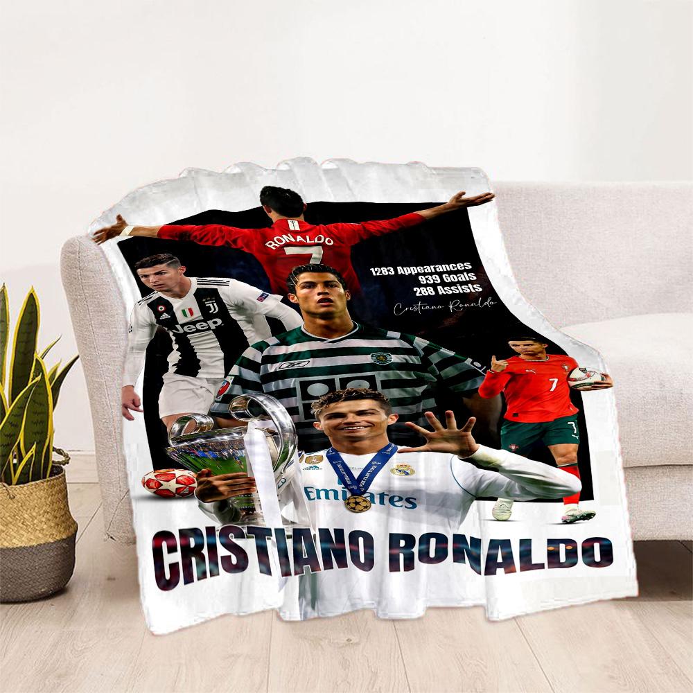 Ronaldo's Dynamic Pose Blanket Soft Warm Cozy Great for Livingroom Bed Seaside for All Occasions Modern Style Ideal Gift For Birthday Valentine'S Day