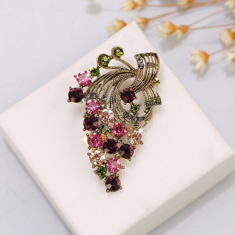 Creative Colorful Flower Brooch for Women Fashion Coat Sweater Collar Buckle Silk Scarf Buckle Accessories Gift