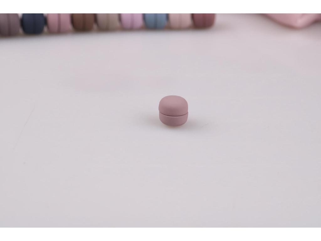 Магнитная брошь-зажим для шарфа «Макарон»: Не оставляющий следов, не повреждающий аксессуар для шали и головного платка.