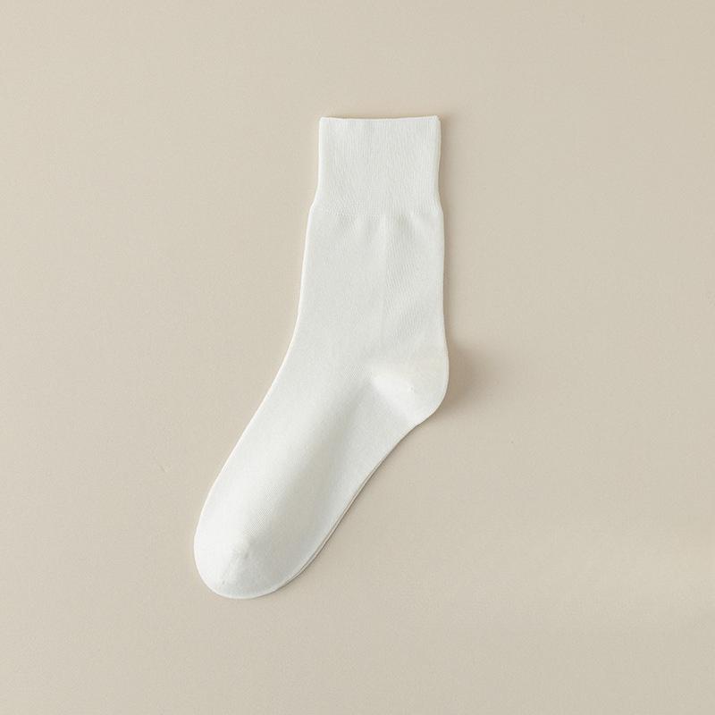 Female Spring and Autumn Pure Cotton Loose Mouth Boneless Anti Pilling Moon Tube Socks