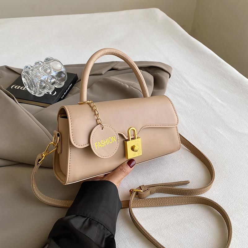 Women's Bags New Fashion Flap Underarm Bag Single Shoulder Crossbody Bag Ladies Small Square Purse and Handbags