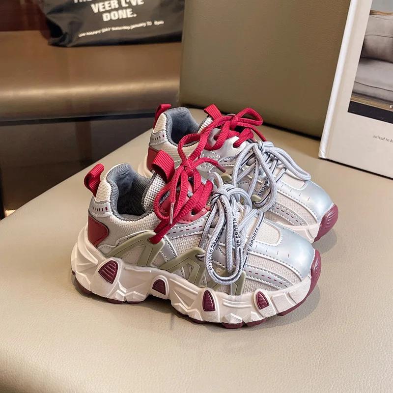 2024 Детские универсальные кроссовки для девочек и мальчиков, осенняя новая мода в корейском стиле, мягкая подошва, повседневная нескользящая спортивная обувь