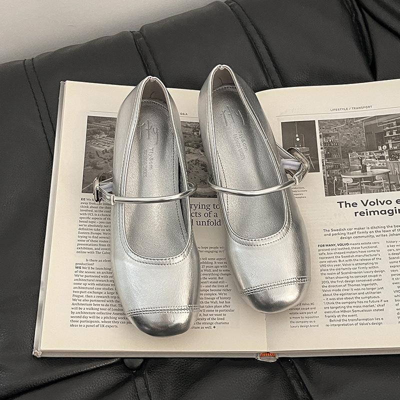 Французский ретро увеличивающий рост поздний вечер ветер увеличивающий рост нежные туфли женские 2025 новый летний балет одинарные туфли мягкие туфли