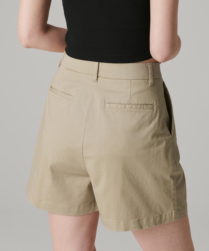 MUSINSA STANDARD WOMAN Женские широкие хлопковые шорты с двумя складками [Бежевый]