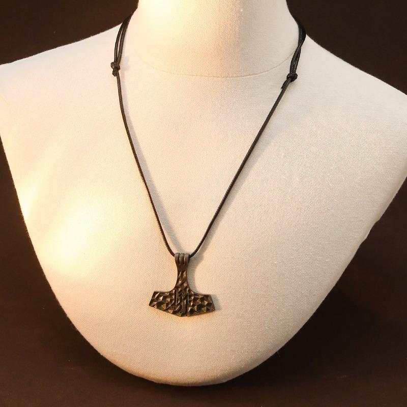 Подвеска-амулет «Молот Тора», руна викингов, боевой топор, ретро, длинная цепочка для свитера