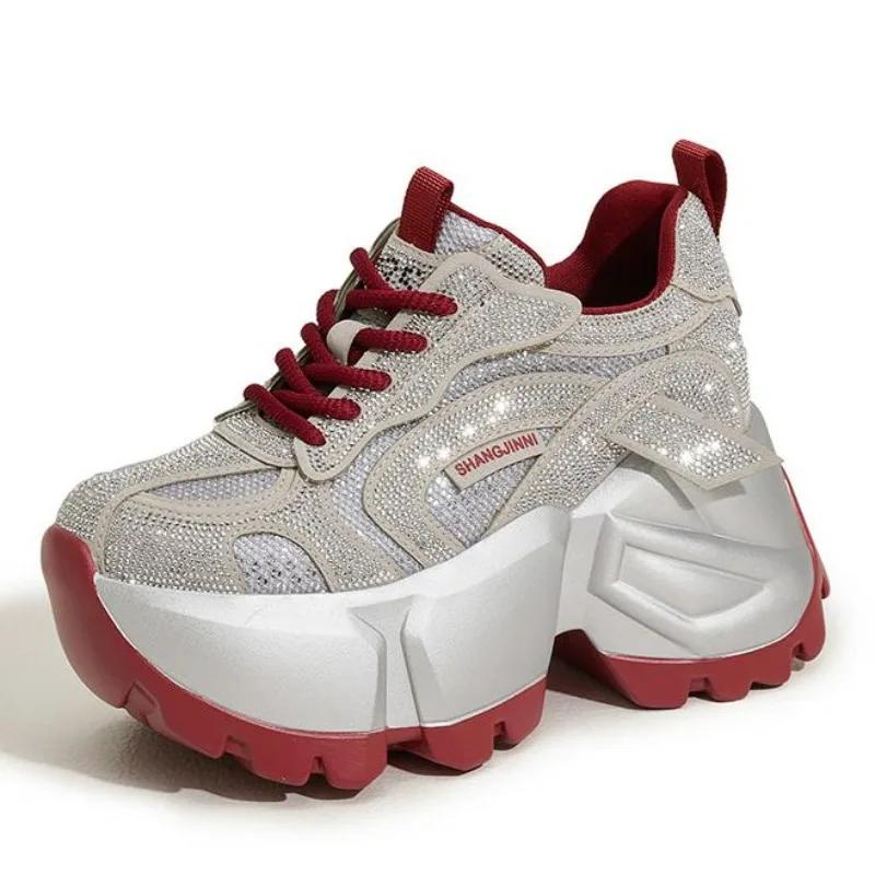 Мода Высокое качество 11СМ Микрофибра Кожа 2025 Весенняя обувь Ботильоны Женщины Вулканизированные Массивные Кроссовки Платформа Клин Блеск Осень