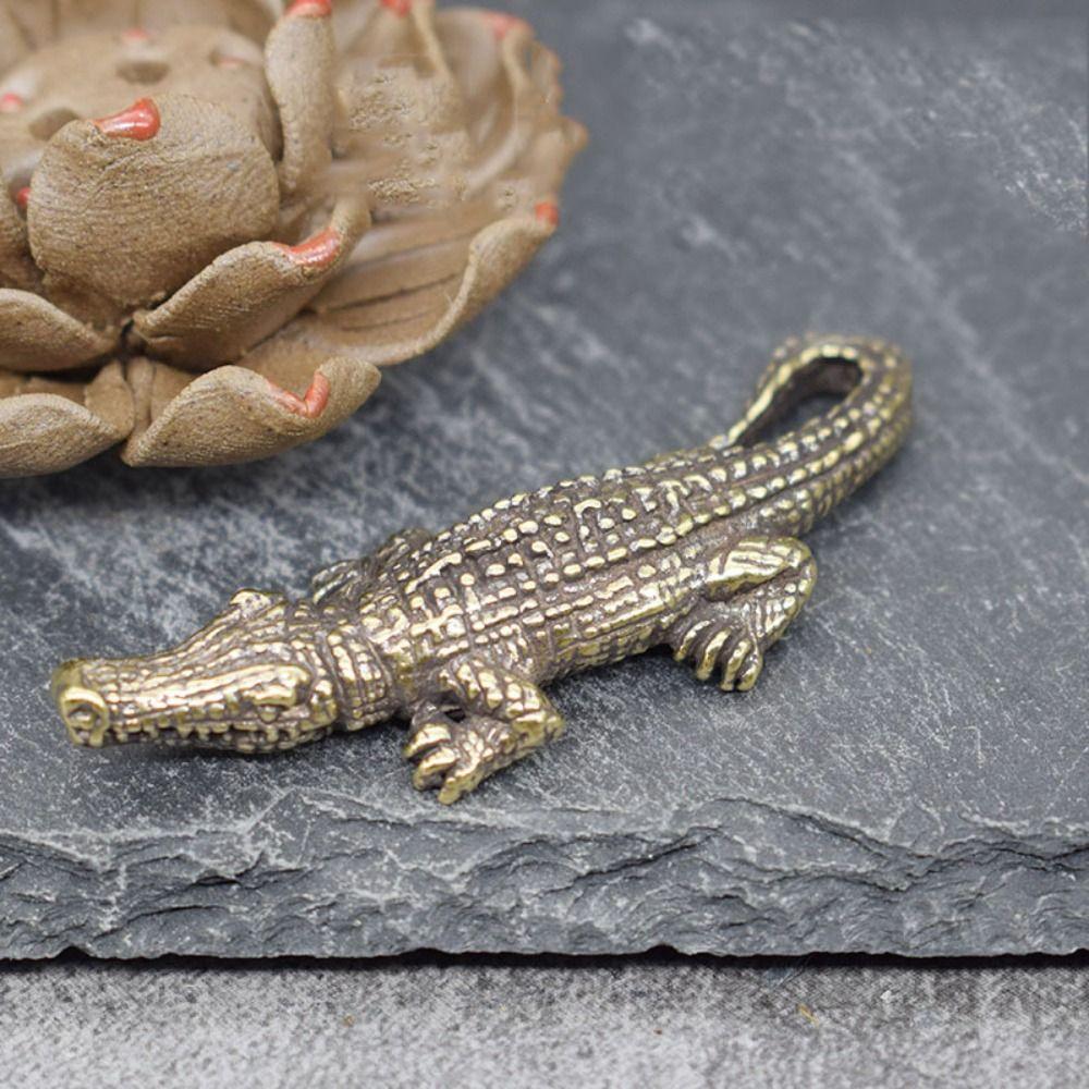 Brass Crocodile Statue Small Key Chain Vivid Animal Model Home Decor