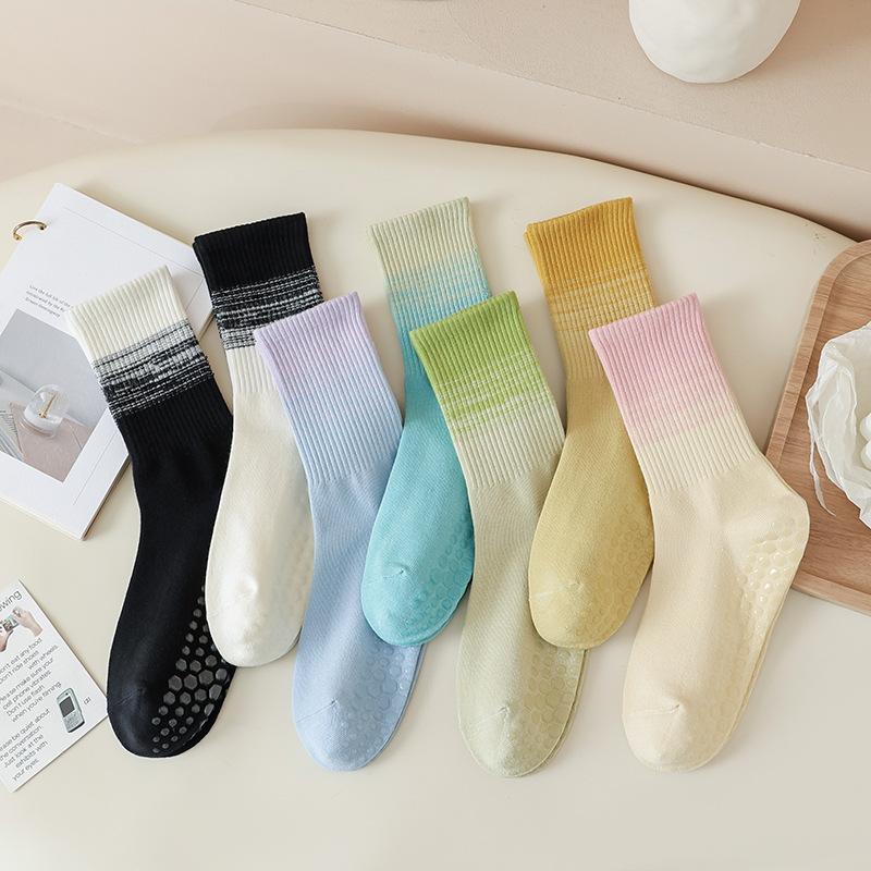 Gradient Yoga Socks Women Professional Silicone Non-slip Pilates Socks Indoor Workout Gym Fitness Cotton Dance Sports Socks Sox