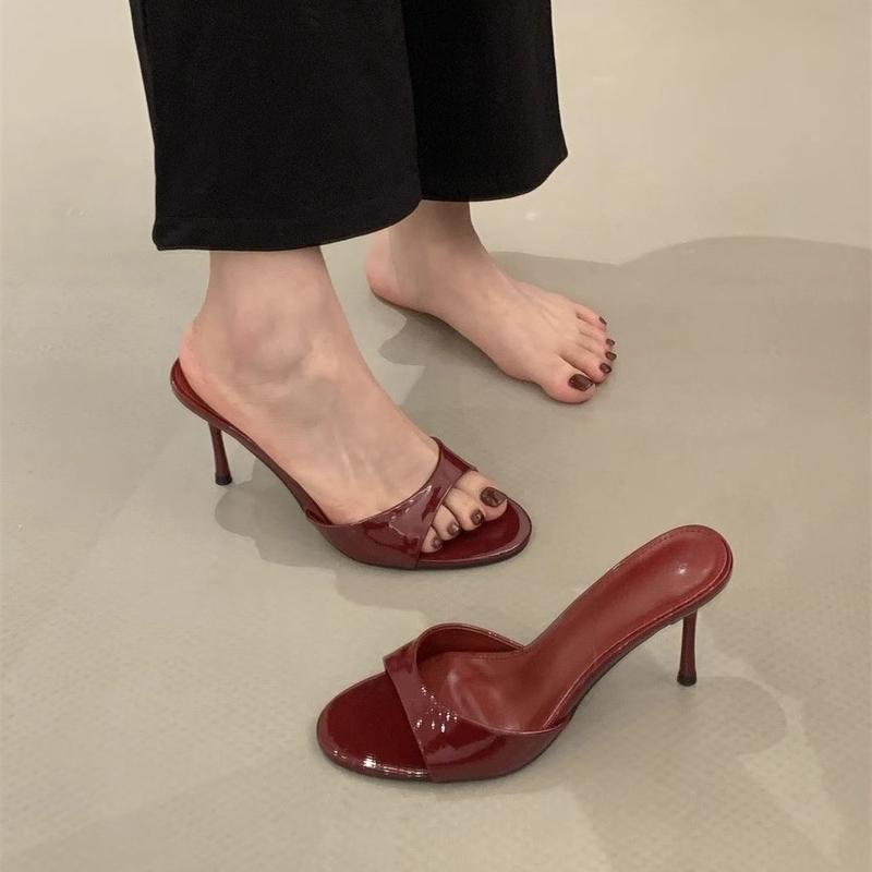 Мода 2025 Лакированная кожа Женские тапочки Сандалии Мода Круглый Открытый носок Тонкий Высокий каблук Мюли Слайды Летняя Вечеринка Платье Туфли