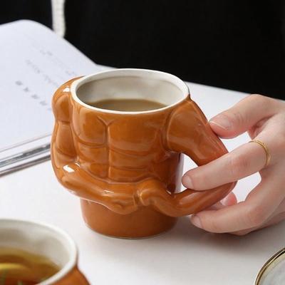 Забавная кофейная кружка Новинка Кружка в форме мускулистого мужчины Новинка Керамическая чашка с ложкой Подарки на день рождения Рождество