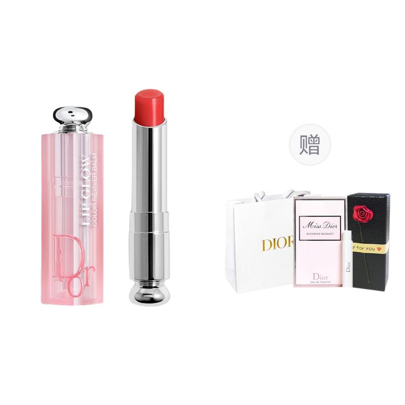 Dior Парфюмированный меняющий цвет бальзам для губ 'Charming Color Changing Lip Balm' Версия в подарочной упаковке Увлажняющий, Увлажняющий, Смягчающий, Естественно придающий цвет + 015# вишнево-красный
