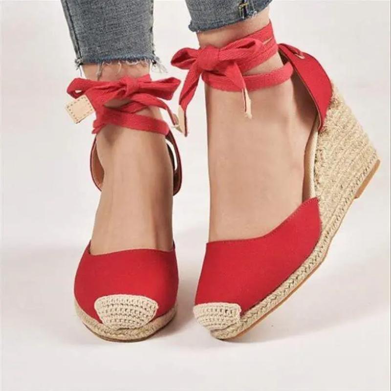 Новые летние сандалии на танкетке большого размера для женской обуви, сандалии из ткани с пеньковой веревкой на толстой подошве с запахом на пятке и кольцом на ремешке