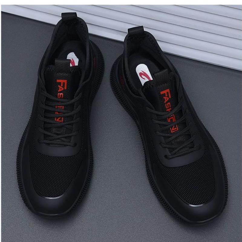 New Sports and Casual Men's Shoes Soft Sole Anti Slip Running Shoes Black Leather Waterproof Shoes Low Cut Soft Sole Comfortable and Breathable Shoes