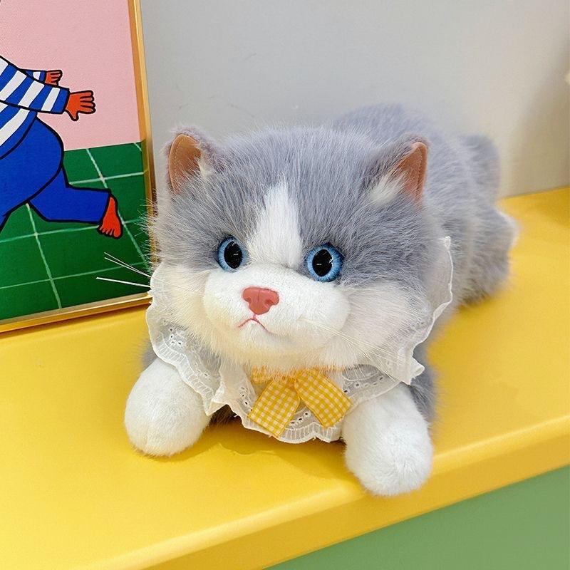 Мягкая Говорящая Плюшевая Игрушка Кошка Симуляция Куклы-Тряпичной Куклы с Слюнявчиком Очаровательная Мягконабивная Игрушка для Стола Спальни