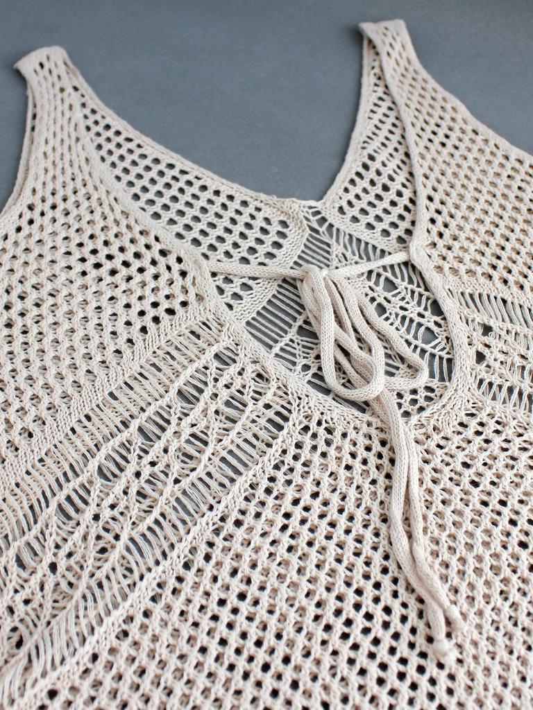 Однотонное ажурное платье без рукавов с V-образным вырезом для пляжного отдыха - Коллекция Весна/Лето