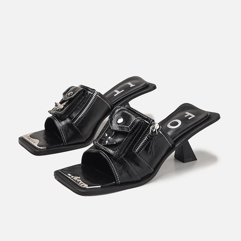 Мода Лето Женщины Новая Натуральная Кожа Деним Открытый Носок Металлический Необычный Каблук Модные Лаконичные Плиссированные Вырезы Современные Гладиаторские Шлепанцы