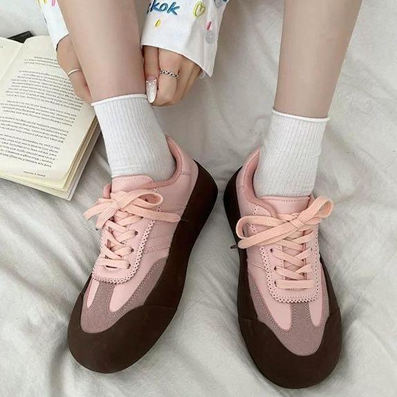 Повседневные простые нишевые ретро-кеды на платформе, немецкие кроссовки, женские, новинка осени 2025 года, универсальные, популярные, в гонконгском стиле, низкие кроссовки для сноуборда