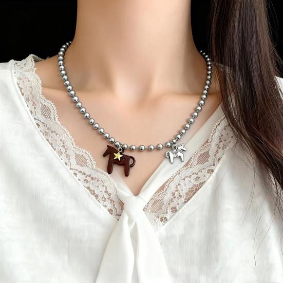 Ожерелье с кулоном в виде лошади с покрытием, яркое, милое ожерелье с подвеской в виде лошади для женщин и мужчин, ожерелье с цепочкой из бусин