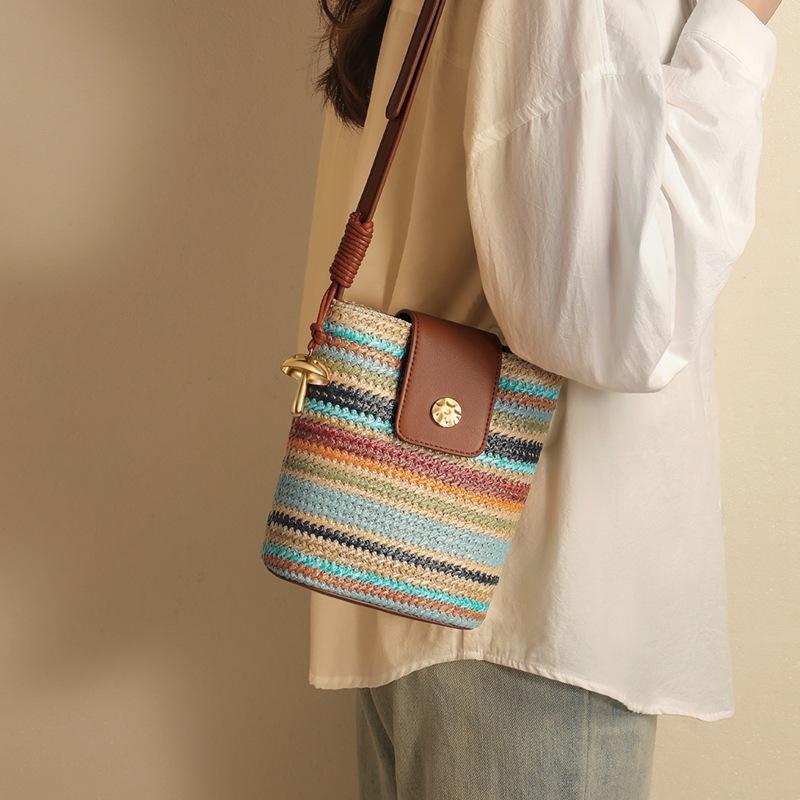 Bag summer trend fashion rainbow stripe woven messenger bag niche contrasting color design bag