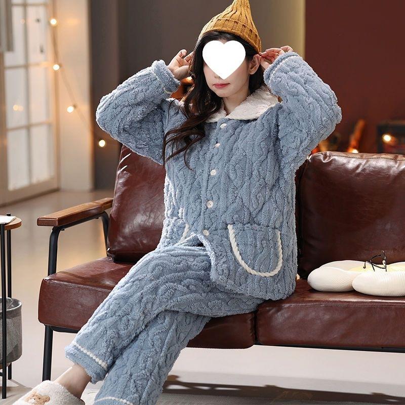 Пижама женская трехслойная утолщенная и милая зимняя можно носить больших размеров теплая стеганая домашняя одежда