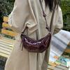 Textured crescent bag 2025 winter new women's bag niche design shoulder bag simple retro messenger bag tide