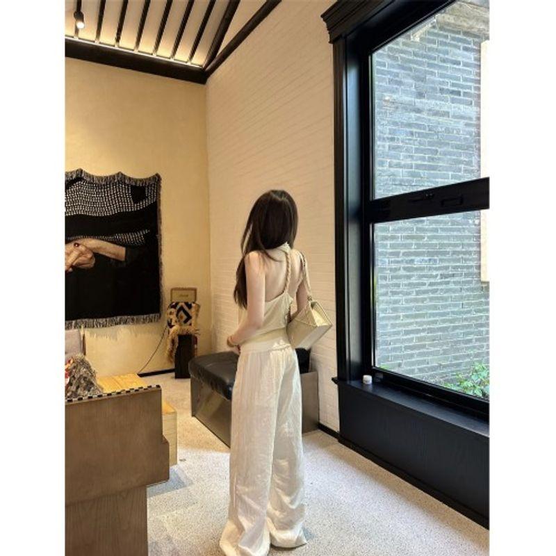 Kumikumi Design Sense Hanging Neck Swing Collar Pleat Vest Top Women Summer New Slimming Casual Pants Two-piece Set