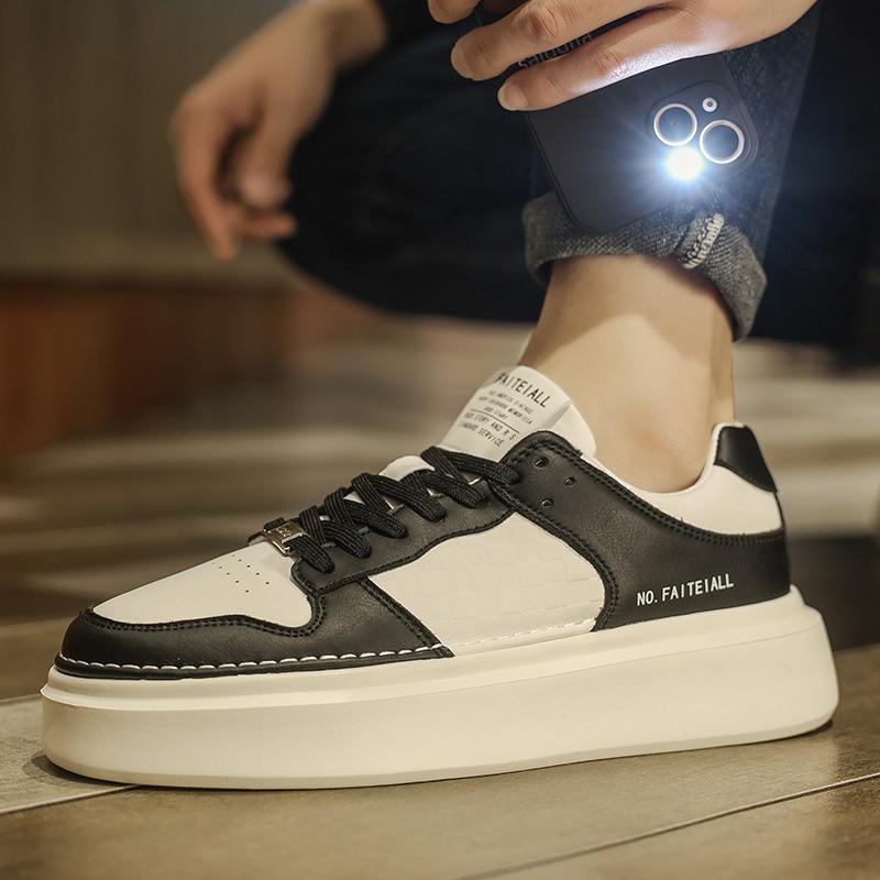 2025 Spring Men's Shoes New Breathable Shoes Men's Korean Version Versatile Platform White Shoes Sports and Leisure Board Shoes Trendy Shoes